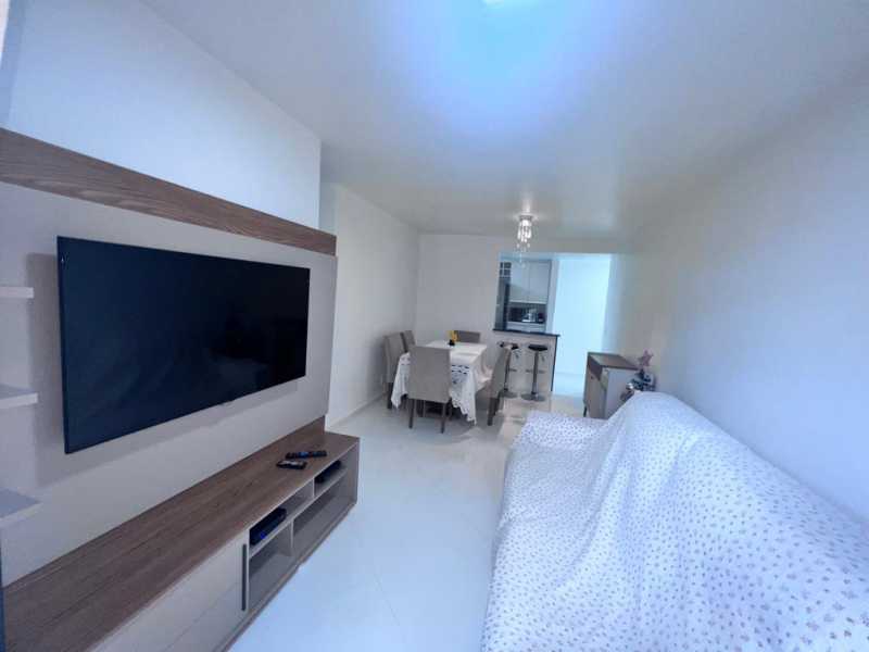 Apartamento à venda com 4 quartos, 85m² - Foto 2