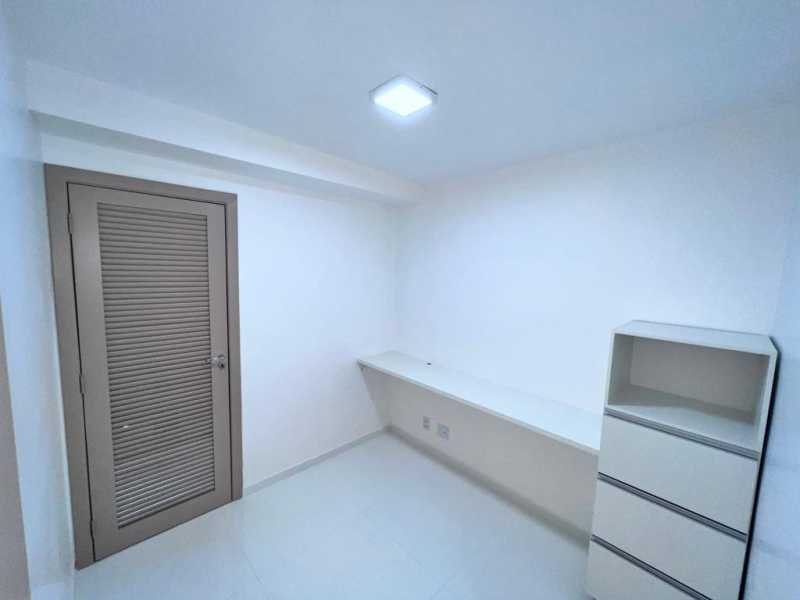 Apartamento à venda com 4 quartos, 85m² - Foto 11