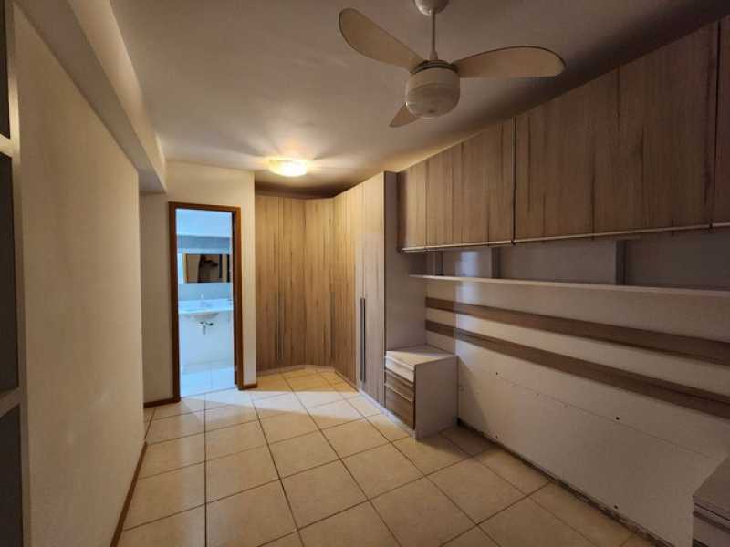 Apartamento à venda com 3 quartos, 75m² - Foto 8