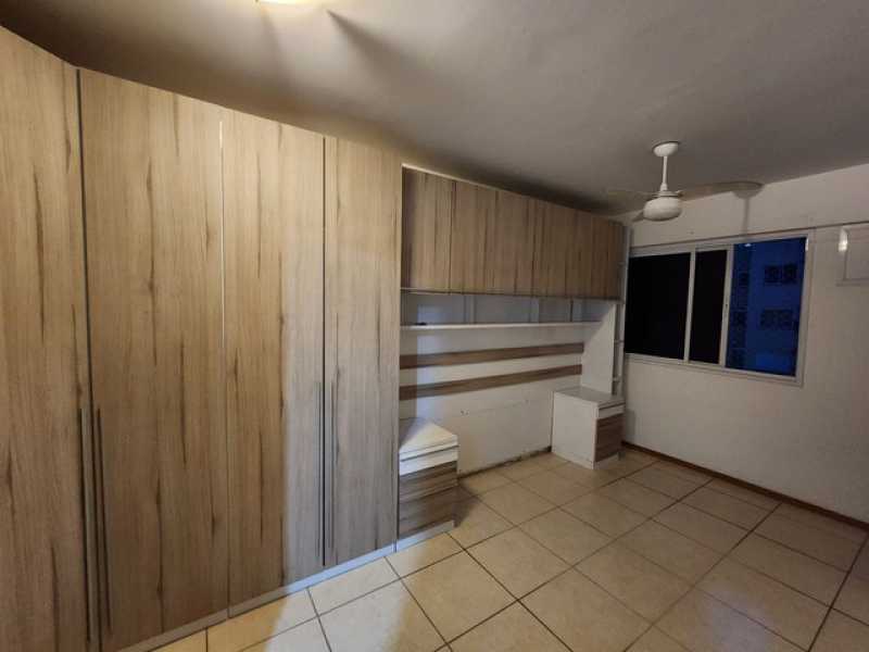 Apartamento à venda com 3 quartos, 75m² - Foto 16