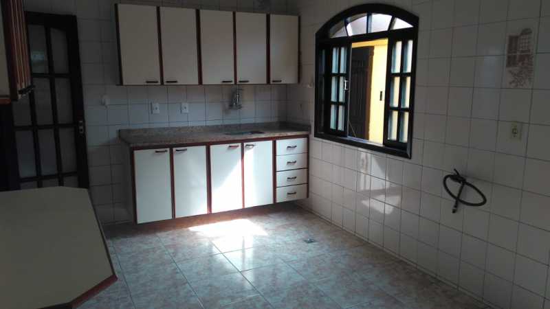 Casa de Condomínio à venda com 4 quartos, 260m² - Foto 5