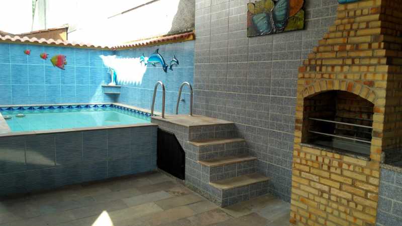 Casa de Condomínio à venda com 4 quartos, 260m² - Foto 3