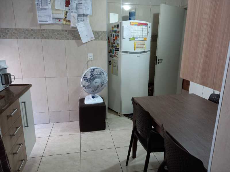 Apartamento à venda com 2 quartos, 95m² - Foto 19