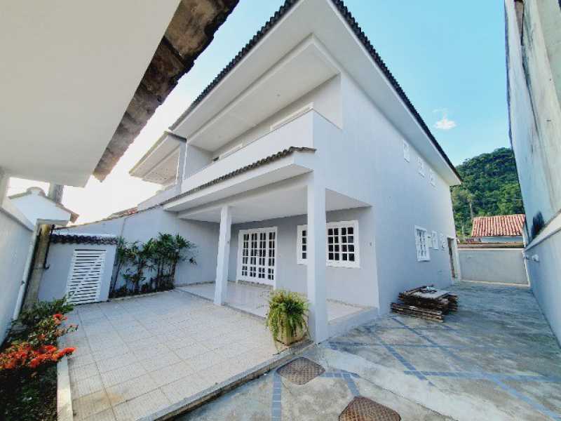 Casa de Condomínio à venda com 4 quartos, 160m² - Foto 3