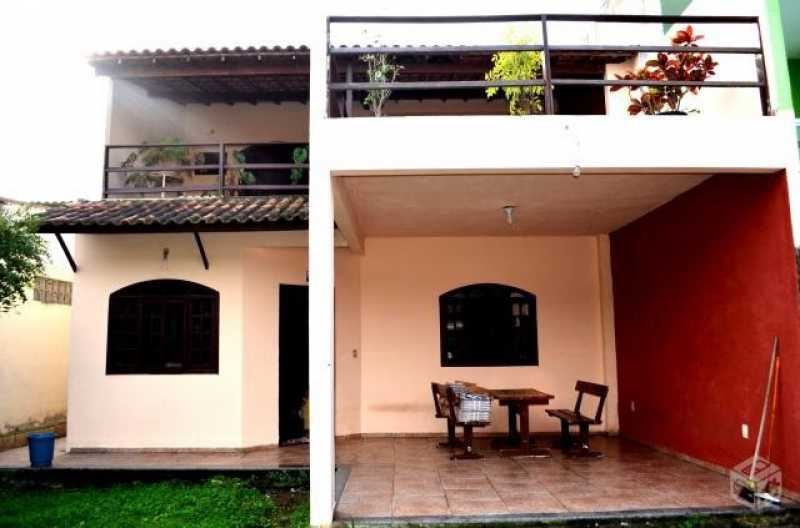 Casa de Condomínio à venda com 4 quartos, 200m² - Foto 3