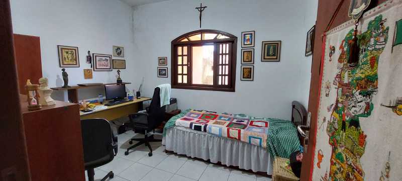 Casa de Condomínio à venda com 4 quartos, 200m² - Foto 27