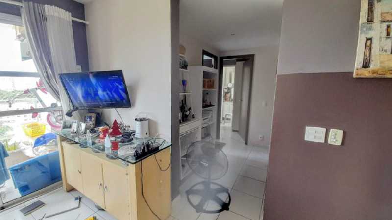 Apartamento à venda com 3 quartos, 70m² - Foto 3