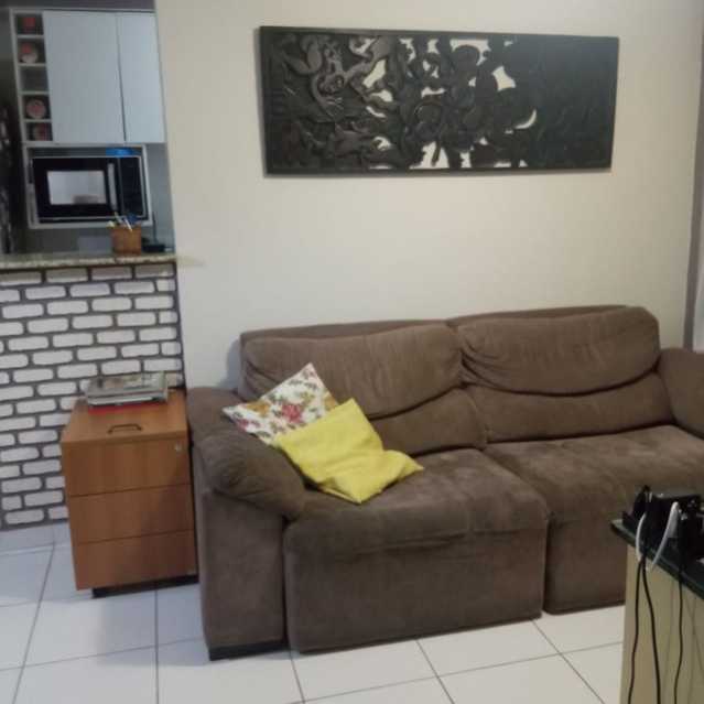 Apartamento à venda com 3 quartos, 70m² - Foto 4