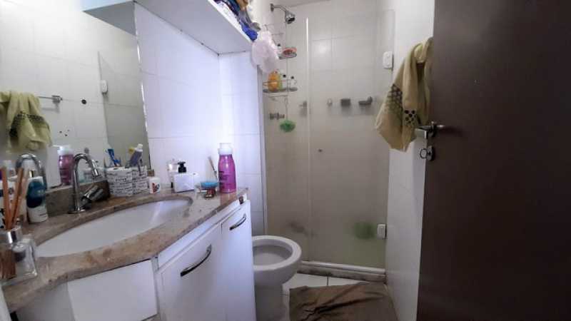 Apartamento à venda com 3 quartos, 70m² - Foto 8