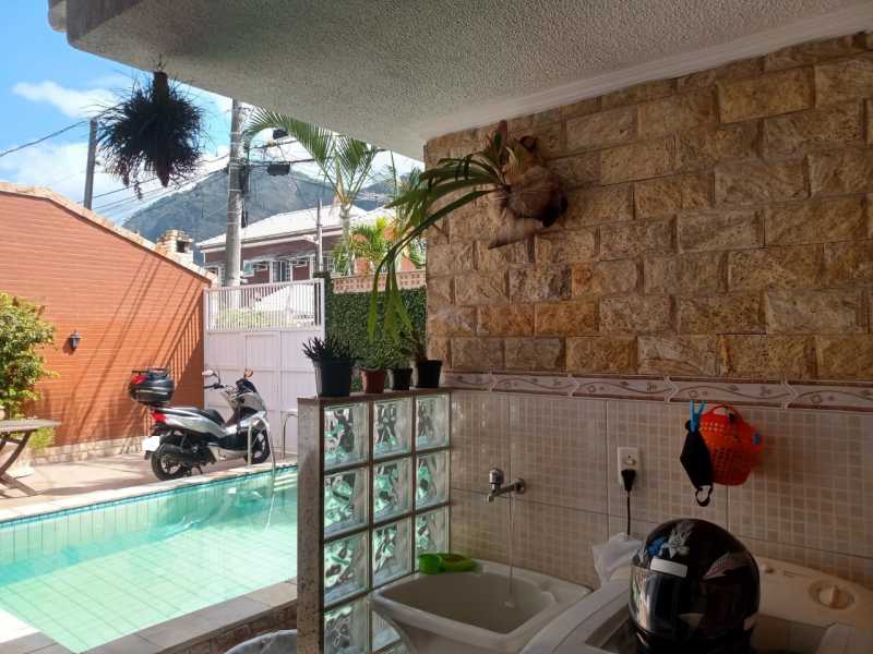 Casa de Condomínio à venda com 2 quartos, 95m² - Foto 18