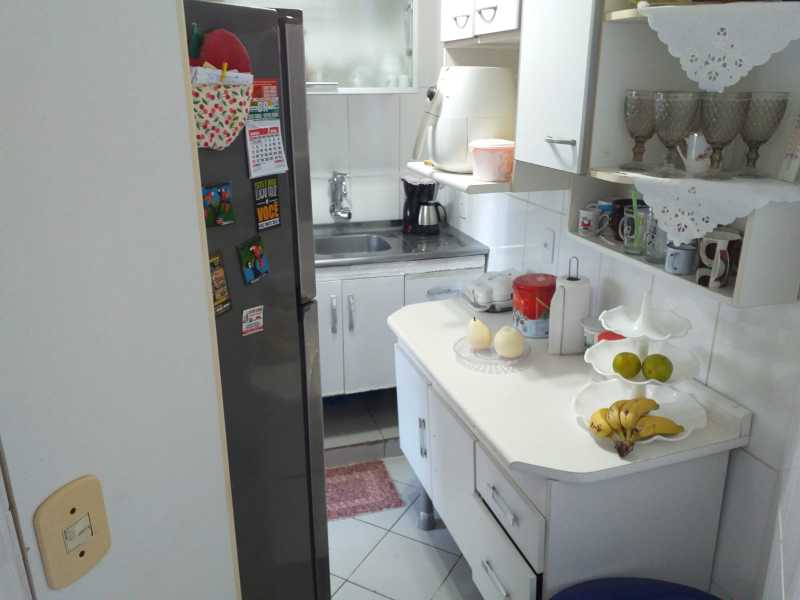 Apartamento à venda com 2 quartos, 48m² - Foto 17