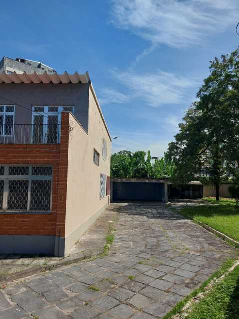 Casa à venda com 5 quartos, 1000m² - Foto 5