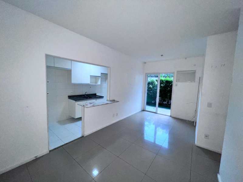 Apartamento à venda com 2 quartos, 68m² - Foto 5