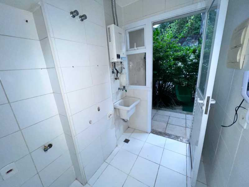 Apartamento à venda com 2 quartos, 68m² - Foto 25