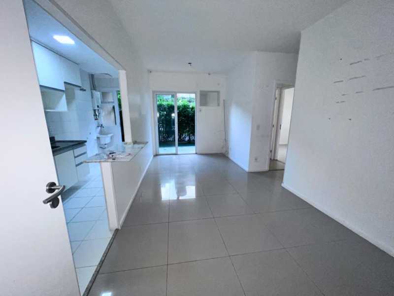 Apartamento à venda com 2 quartos, 68m² - Foto 6