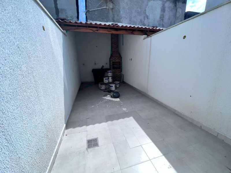 Casa à venda com 2 quartos, 80m² - Foto 14