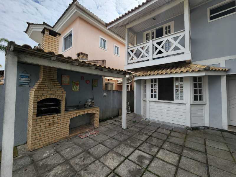 Casa de Condomínio à venda com 2 quartos, 140m² - Foto 2