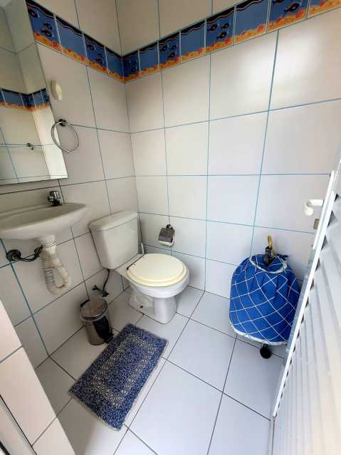 Casa de Condomínio à venda com 3 quartos, 220m² - Foto 20