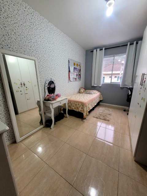 Casa de Condomínio à venda com 3 quartos, 220m² - Foto 23