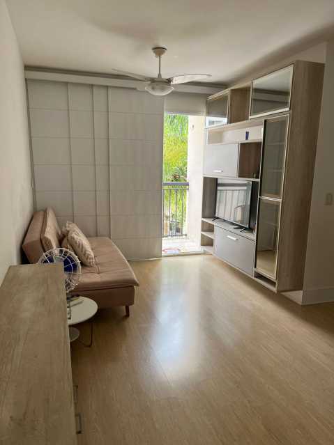 Apartamento à venda com 3 quartos, 68m² - Foto 1