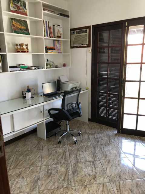 Casa de Condomínio à venda com 3 quartos, 180m² - Foto 45