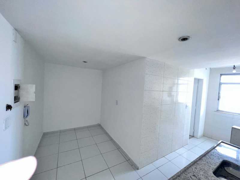 Apartamento à venda com 2 quartos, 80m² - Foto 16