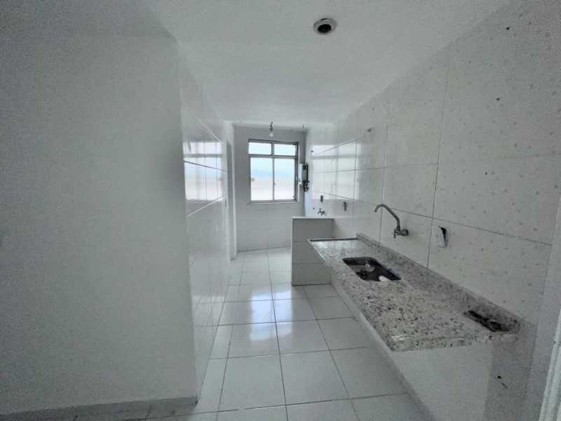 Apartamento à venda com 2 quartos, 80m² - Foto 17