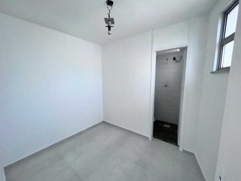 Apartamento à venda com 2 quartos, 80m² - Foto 22