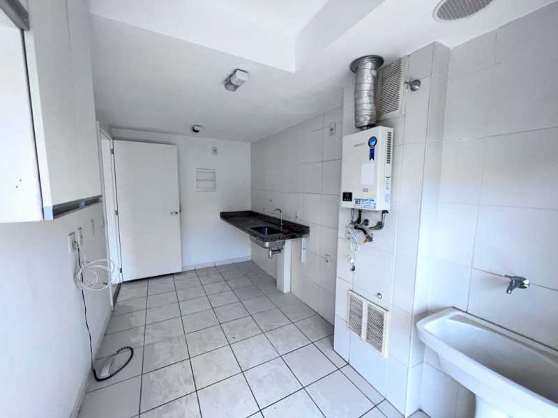 Apartamento à venda com 3 quartos, 86m² - Foto 25