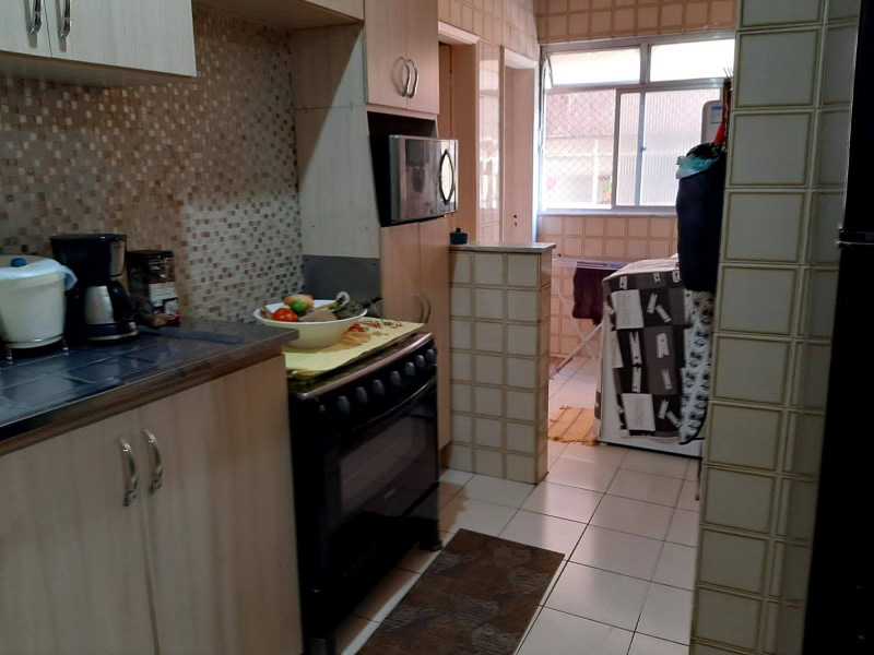 Apartamento à venda com 2 quartos, 68m² - Foto 6