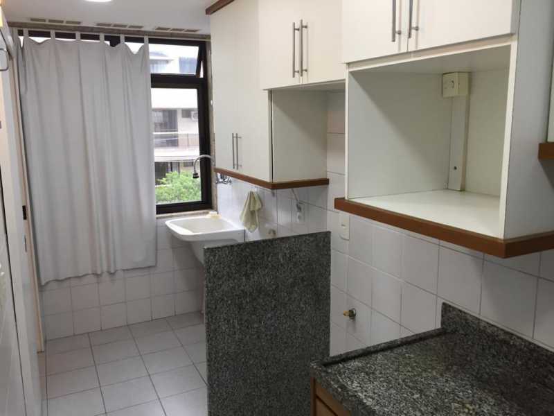 Apartamento à venda com 3 quartos, 100000m² - Foto 12