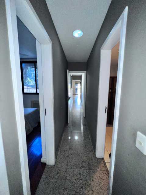 Apartamento à venda com 3 quartos, 188m² - Foto 9