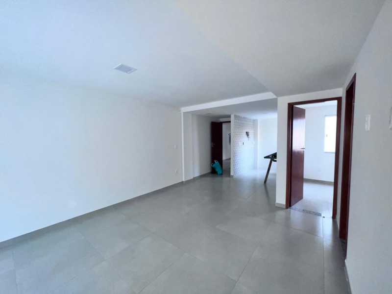 Apartamento à venda com 2 quartos, 70m² - Foto 7