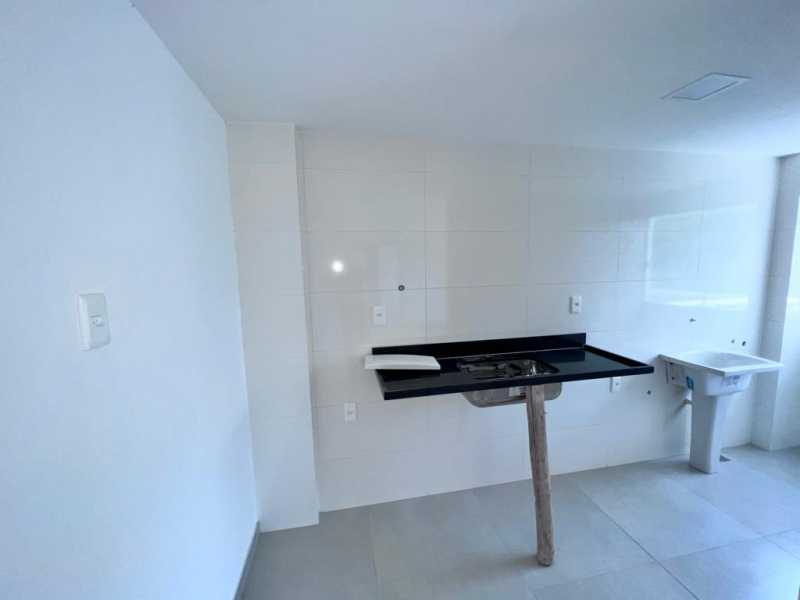 Apartamento à venda com 2 quartos, 68m² - Foto 20