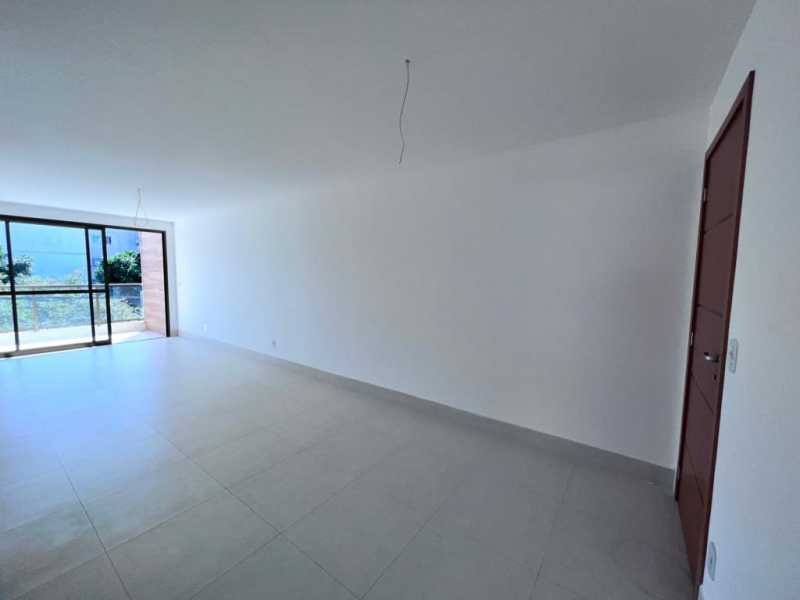 Apartamento à venda com 3 quartos, 106m² - Foto 5