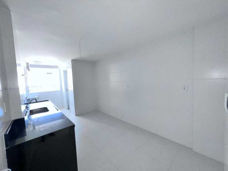 Apartamento à venda com 3 quartos, 106m² - Foto 19