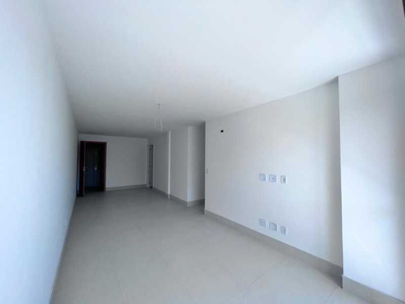 Apartamento à venda com 3 quartos, 106m² - Foto 6