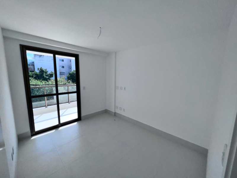 Apartamento à venda com 3 quartos, 106m² - Foto 12