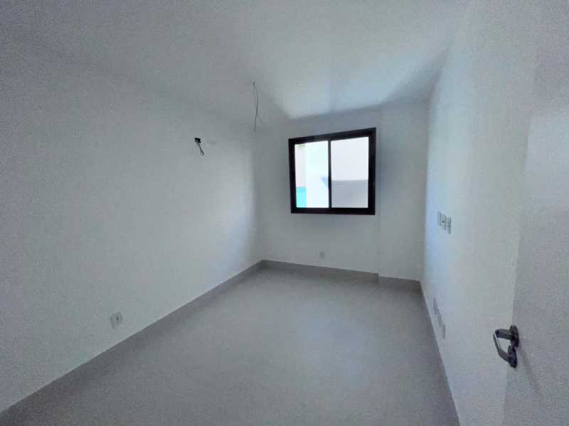 Apartamento à venda com 3 quartos, 110m² - Foto 12