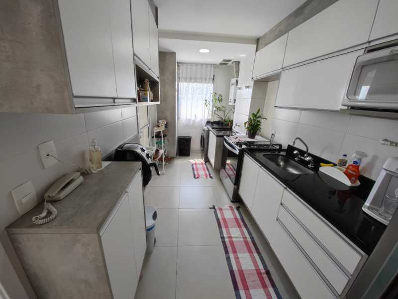 Apartamento à venda com 3 quartos, 102m² - Foto 7