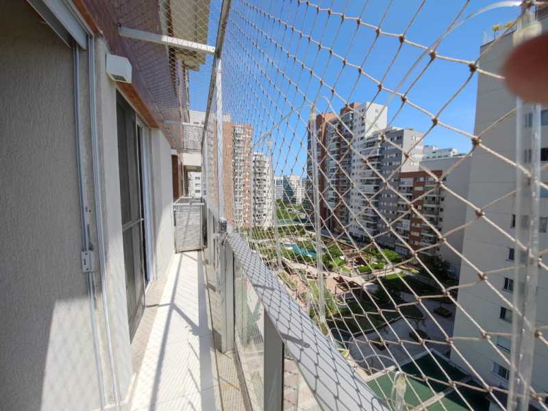 Apartamento à venda com 3 quartos, 102m² - Foto 9