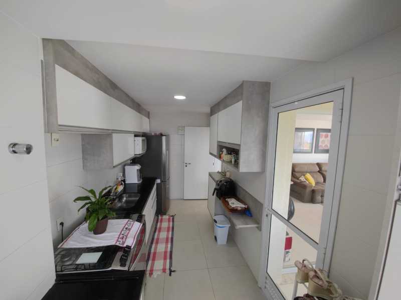 Apartamento à venda com 3 quartos, 102m² - Foto 11