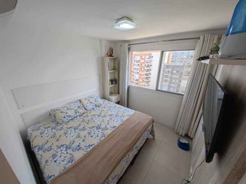 Apartamento à venda com 3 quartos, 102m² - Foto 16