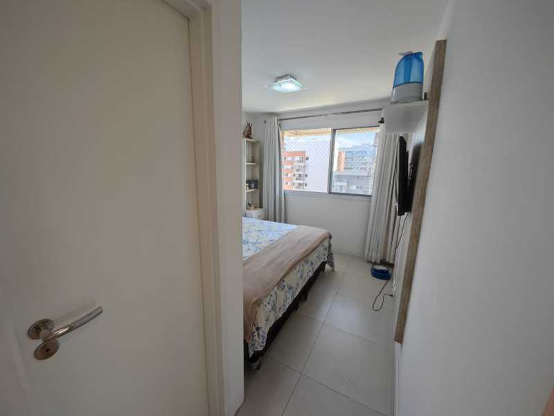 Apartamento à venda com 3 quartos, 102m² - Foto 19