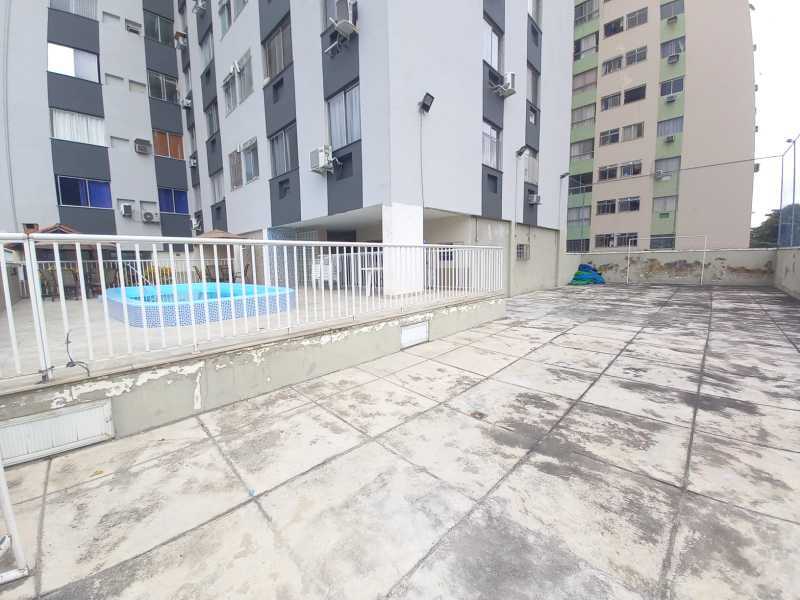 Apartamento à venda com 1 quarto, 50m² - Foto 16