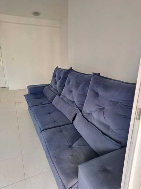 Apartamento à venda com 2 quartos, 68m² - Foto 3