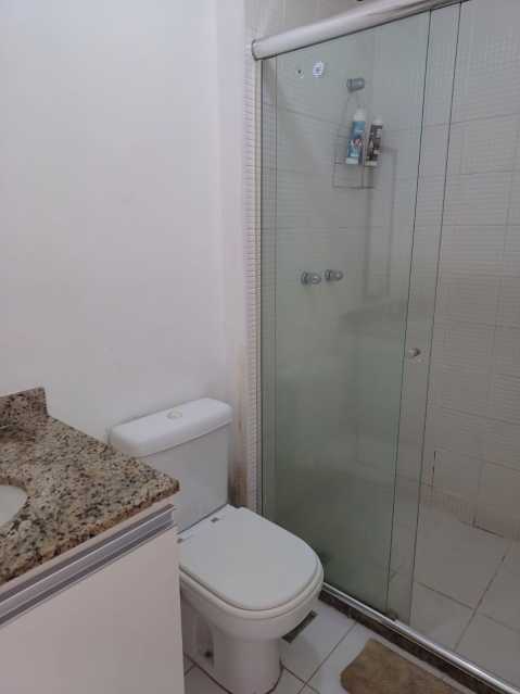 Apartamento à venda com 2 quartos, 68m² - Foto 5