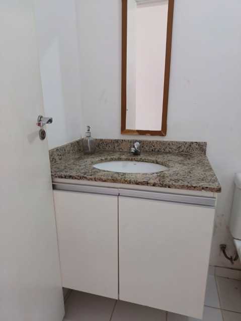 Apartamento à venda com 2 quartos, 68m² - Foto 14