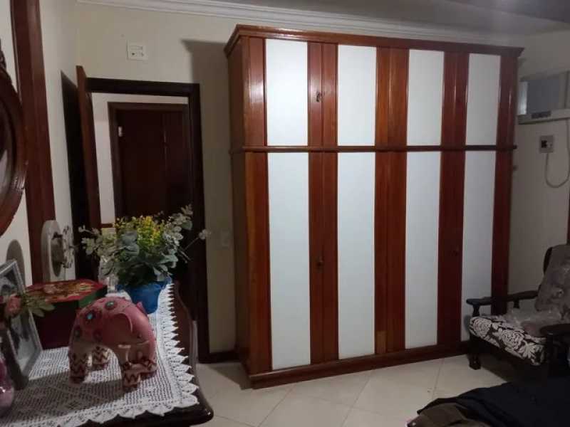 Casa à venda com 4 quartos, 454m² - Foto 13