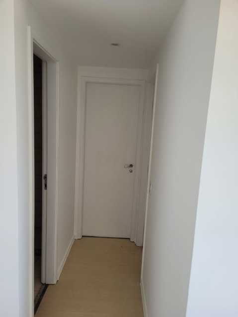 Apartamento à venda com 2 quartos, 65m² - Foto 9